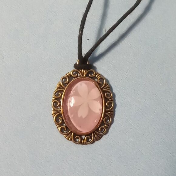 Handmade necklace - Picture 1 of 3